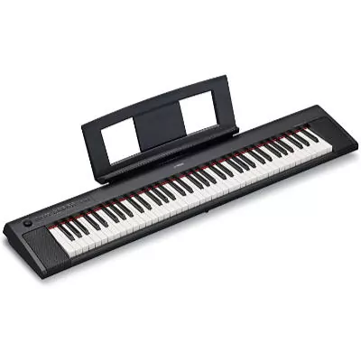 Yamaha Piaggero NP32 keyboard
